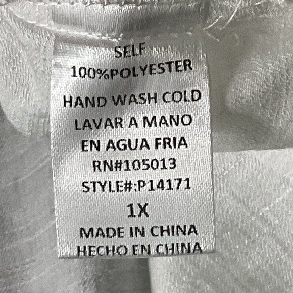 Andree by Unit Top Women 1X Floral Embroidered Short‎ Sleeve Lightweight Blouse - Picture 9 of 12